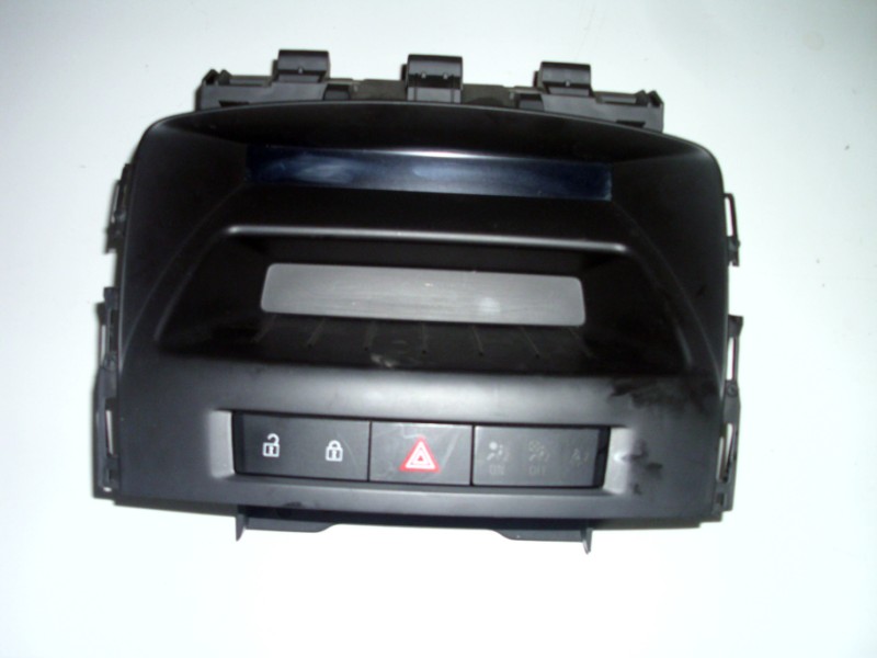 Astra j Yol Bilgi Ekranı - Opel Çıkma Parça