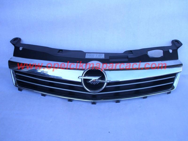 Opel Astra H Çıkma Ön Panjür - Opel Çıkma Parça